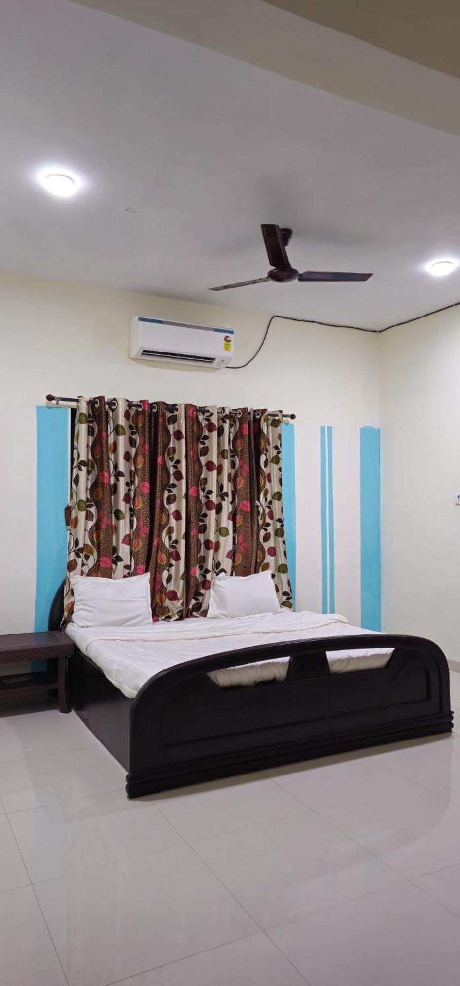 Blue Bell Homestay Lonavala Eksteriør billede
